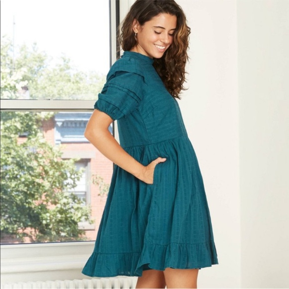 Universal Thread teal short puff sleeve dress